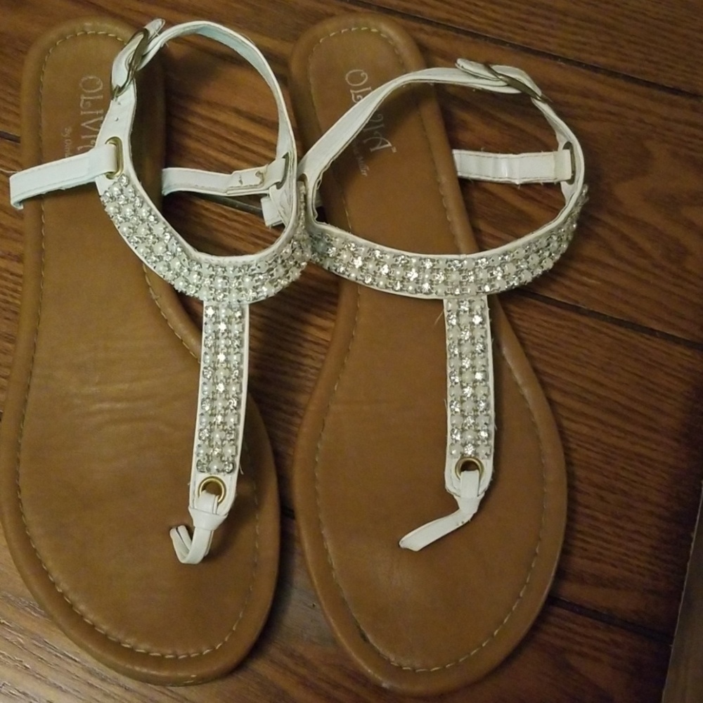 Size 9 Olivia sandals white Rhinestones and pearls